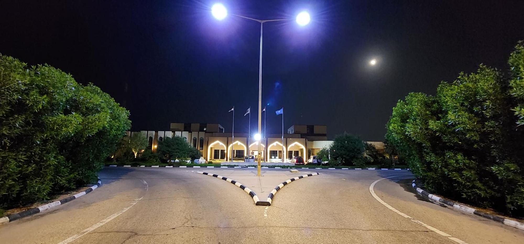 Basrah International Airport Hotel Exterior foto